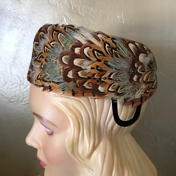 ONE-OF-A-KIND JAPANESE DESIGNER URBI ET ORBI 1950s PHEASANT FEATHER HAT main image 10
